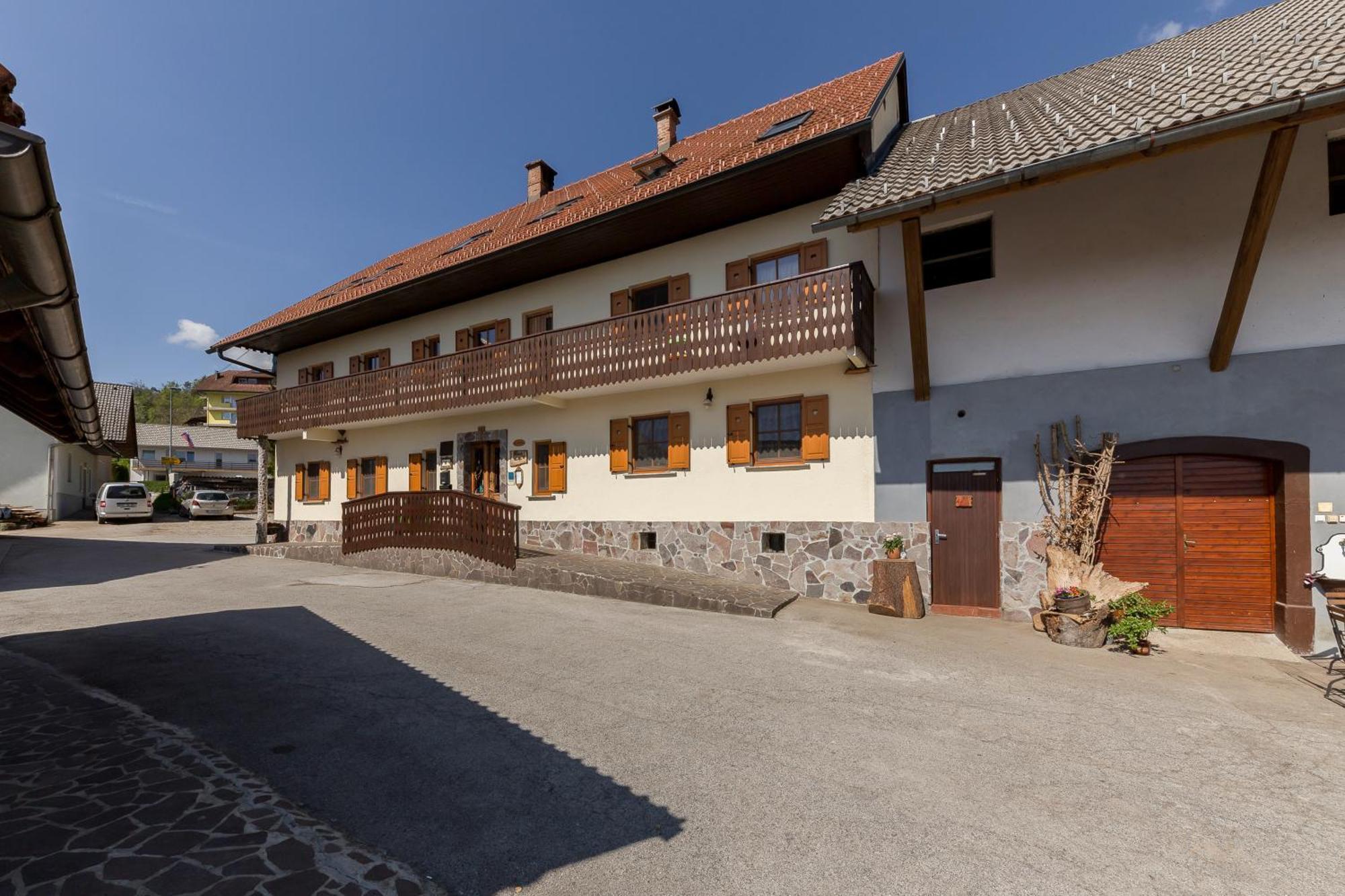 Pr' Koncovc Apartment Kranj Exterior photo